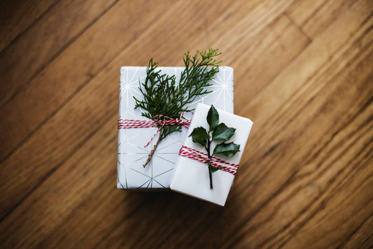 Gift photo by Mia Golic and Unsplash